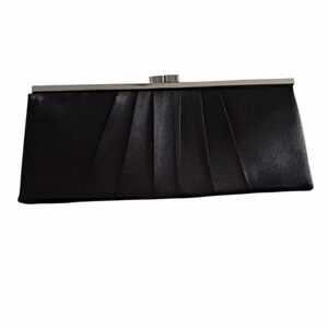 Camille La Vie Black Hard case Pleated Twist Lock Clutch